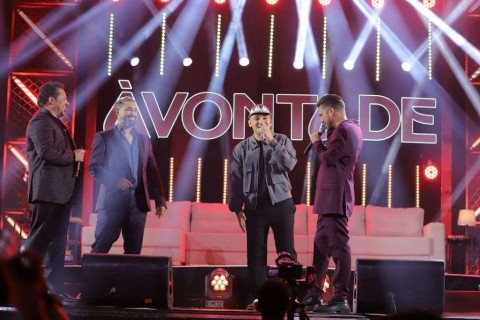 Luan Estilizado, Raí Saia Rodada e Zezo lançam última parte do DVD À Vontade com participação de João Gomes