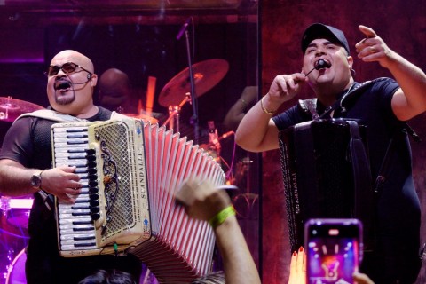 Messias Santiago avança em novo projeto com a faixa “Remédio”, ao lado de Tarcísio do Acordeon